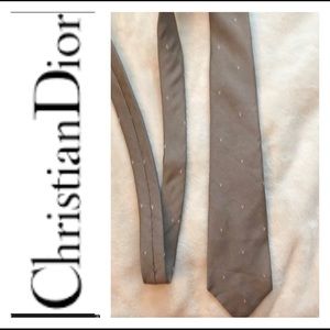 Men’s  Christian Dior vintage tie New conditio.